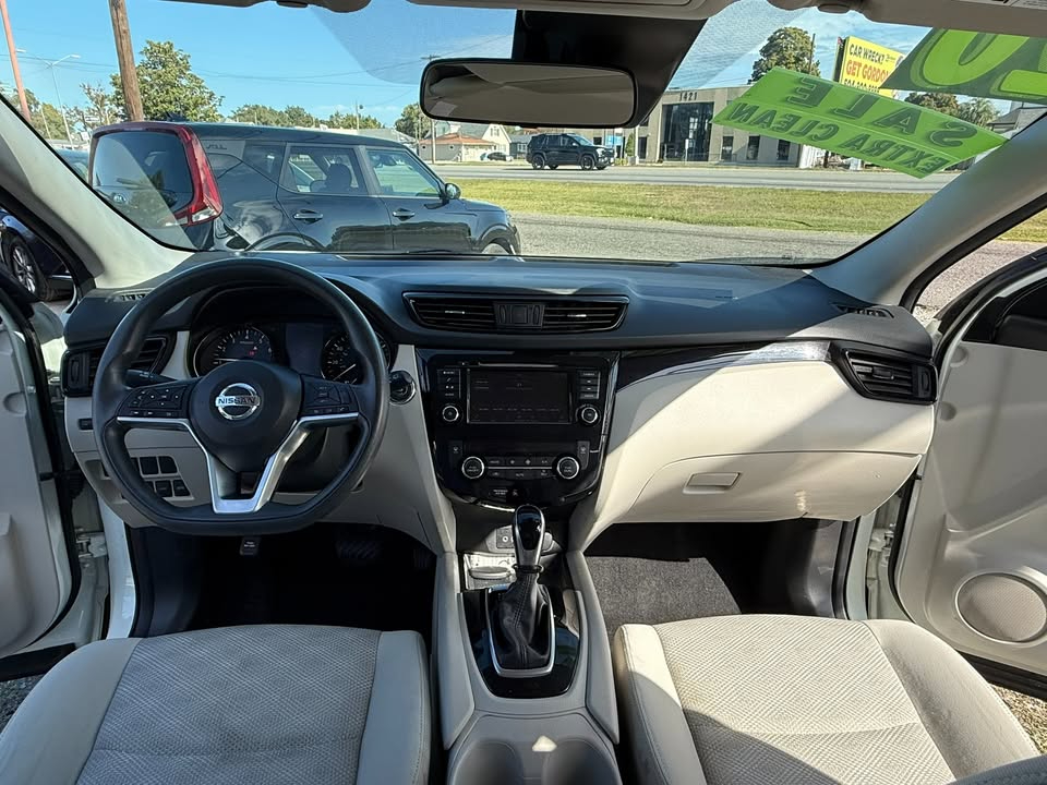 Nissan Rogue Sport FWD SV 2020