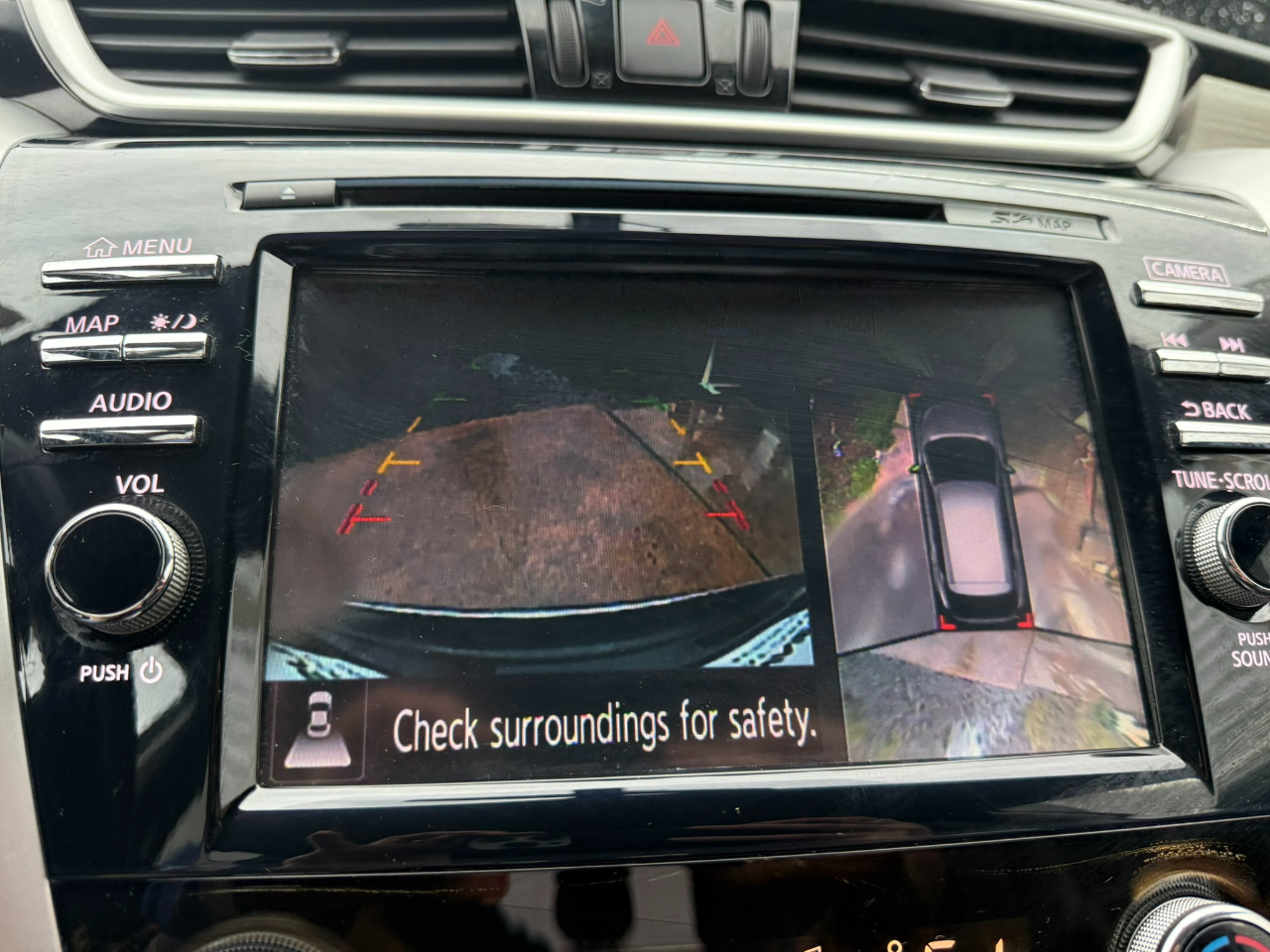 Nissan Murano S 2015