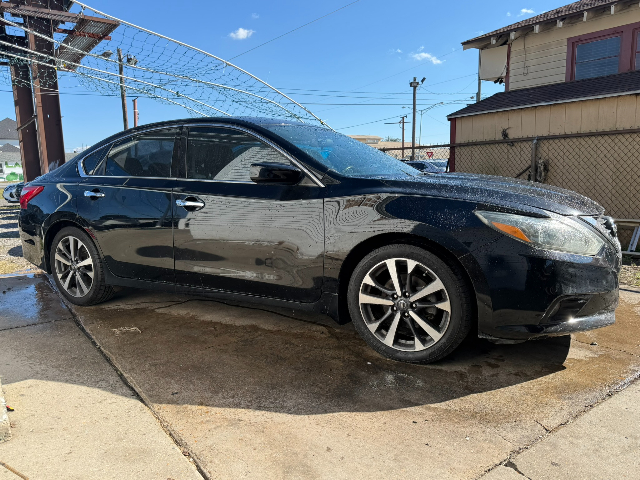 Nissan Altima 4dr Sdn I4 2.5 SR 2016