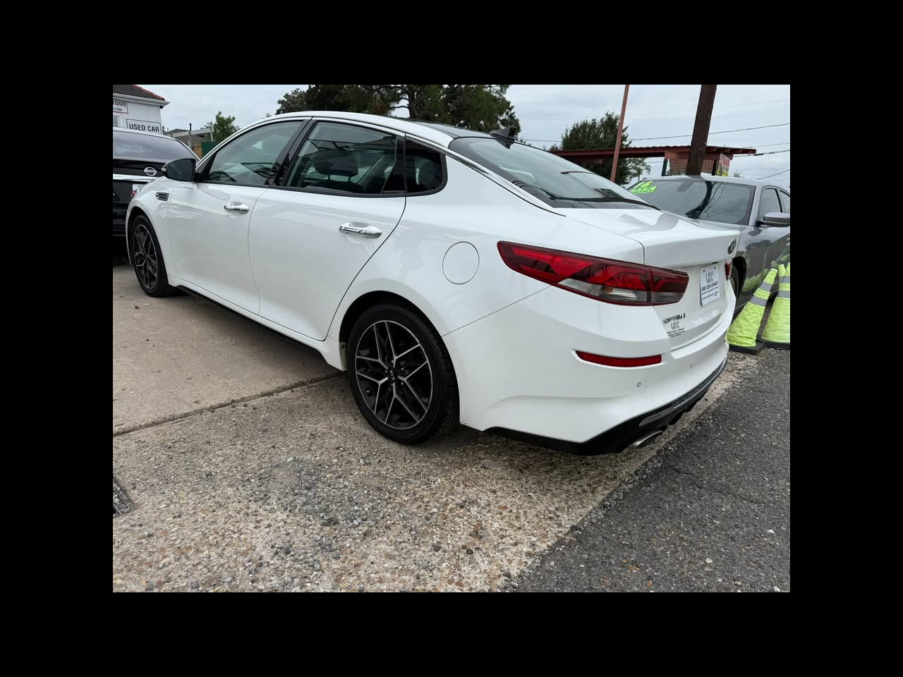 2020 Kia Optima SE's photo