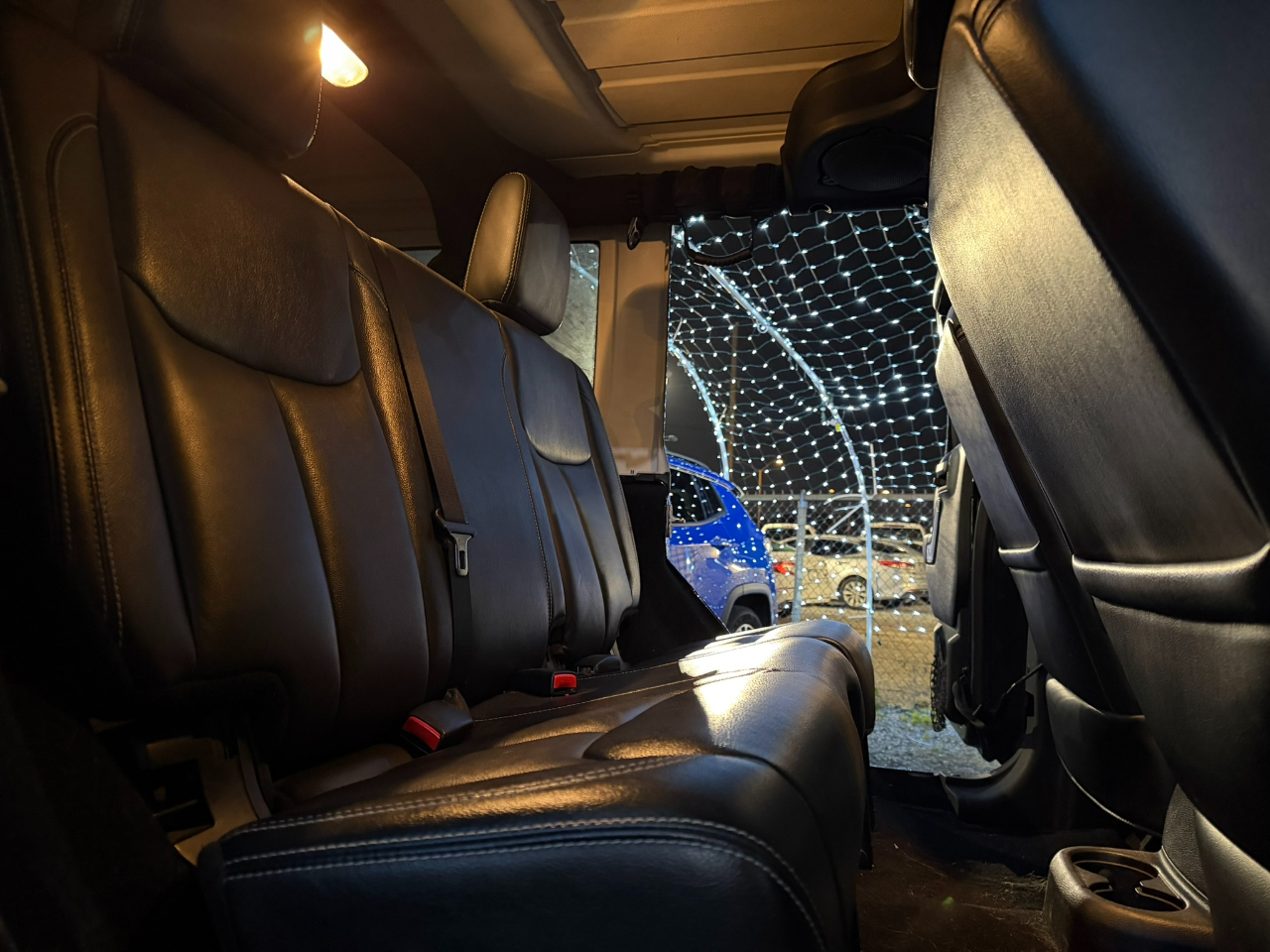 Jeep Wrangler 4WD 4dr Sahara 2014