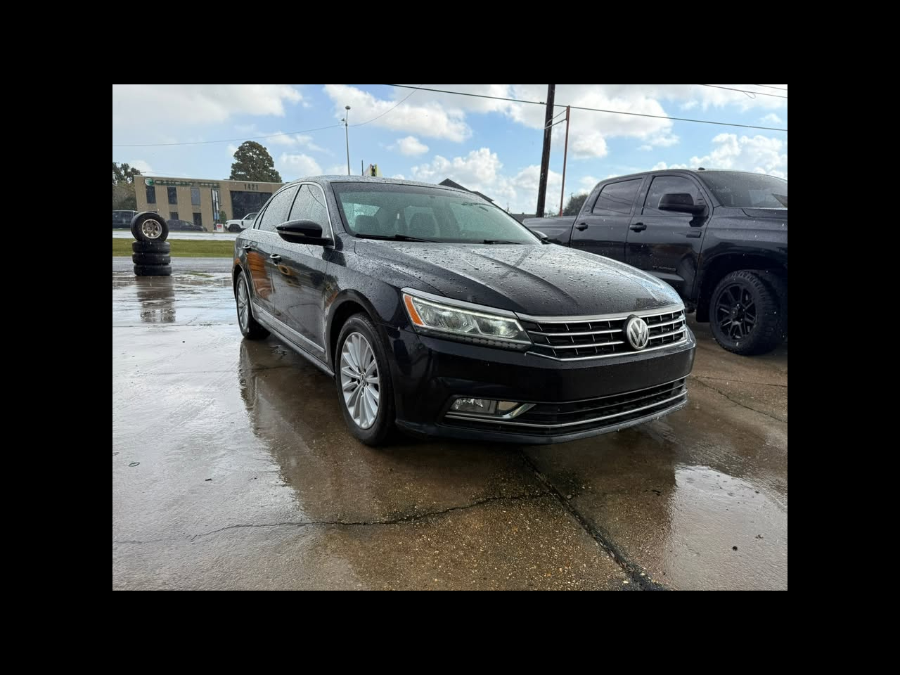 2017 Volkswagen Passat SE's photo