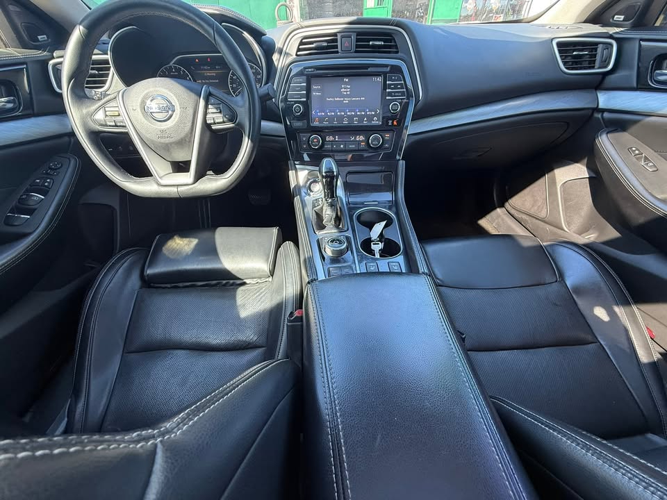 Nissan Maxima SL 3.5L 2017