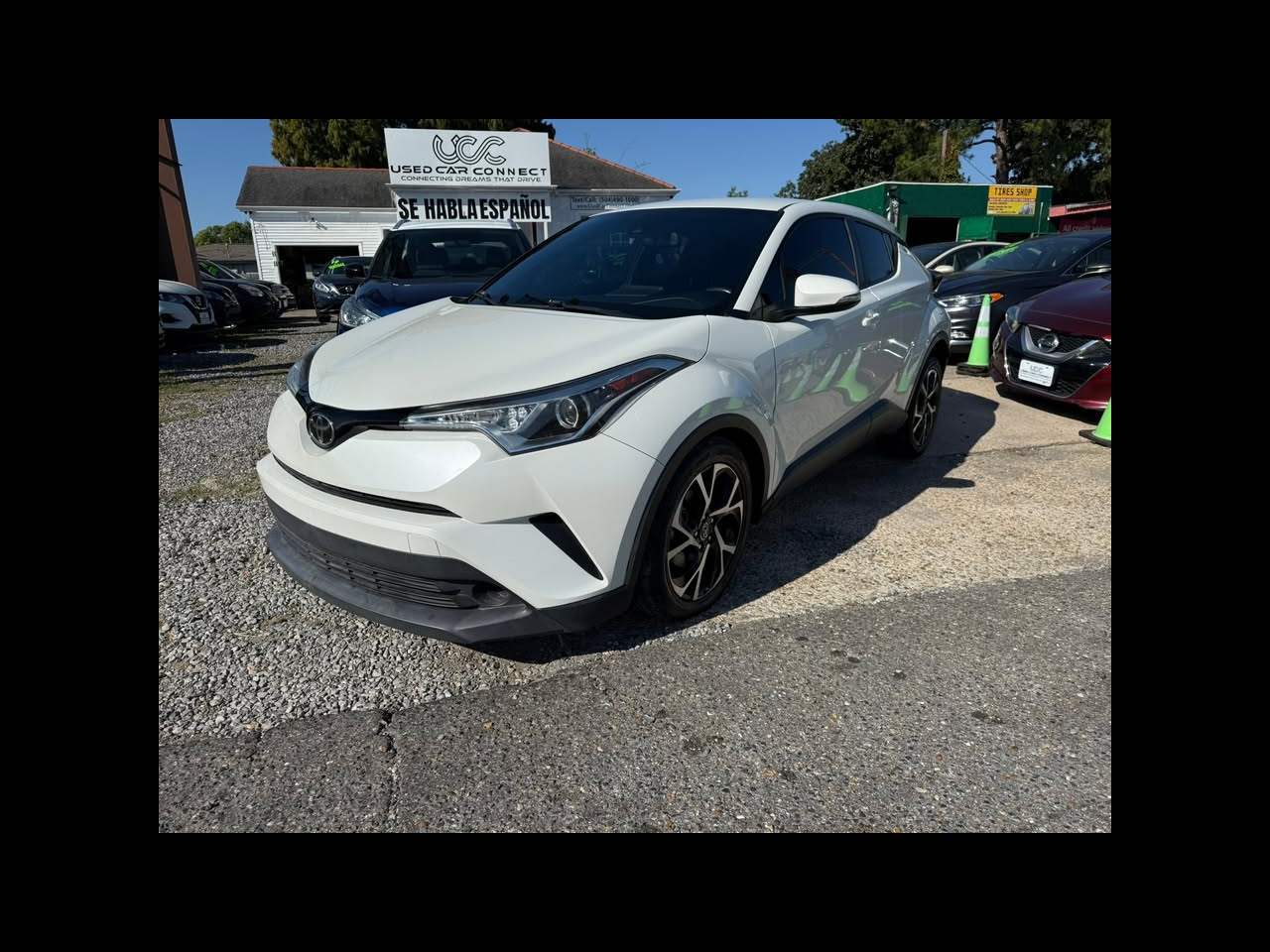 2018 Toyota C-HR XLE's photo