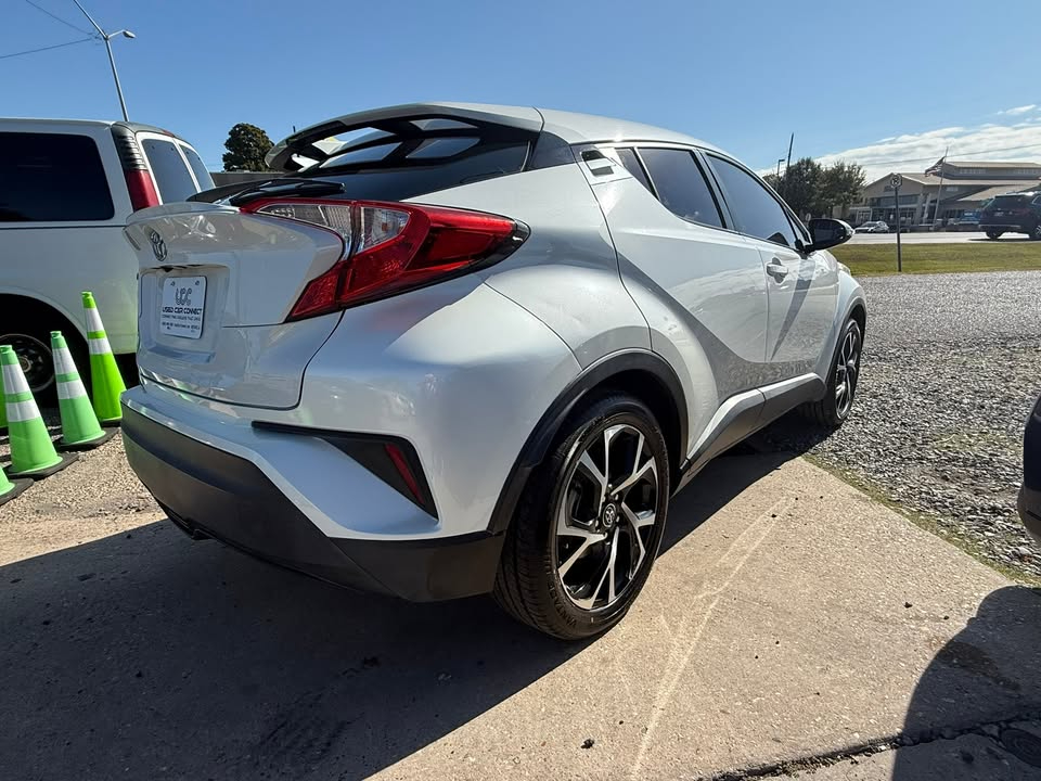 Toyota C-HR XLE 2018