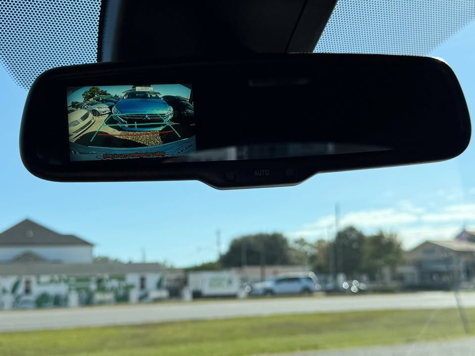 Toyota C-HR XLE 2018