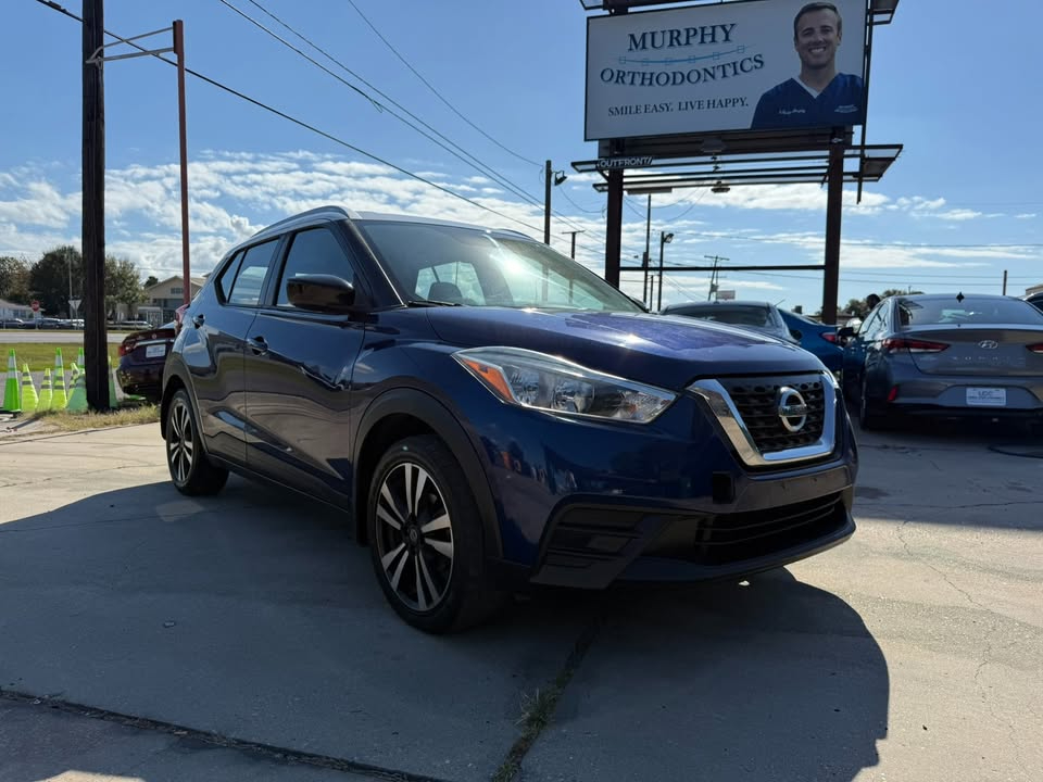 Nissan Kicks SV FWD 2019