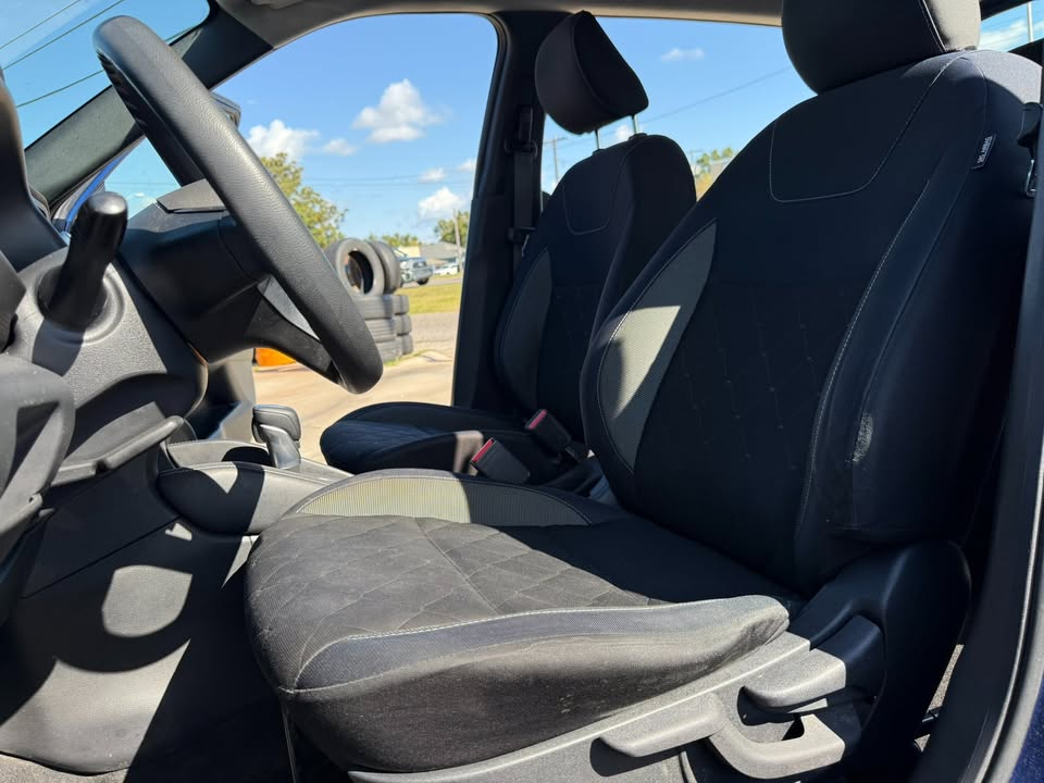 Nissan Kicks SV FWD 2019