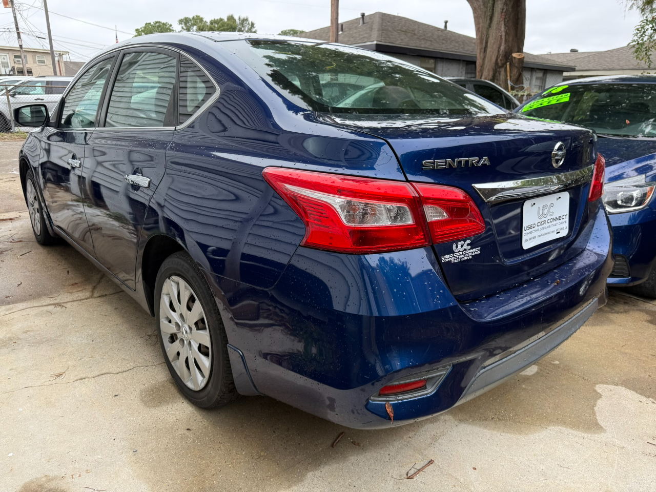 Nissan Sentra 4dr Sdn I4 CVT S 2016