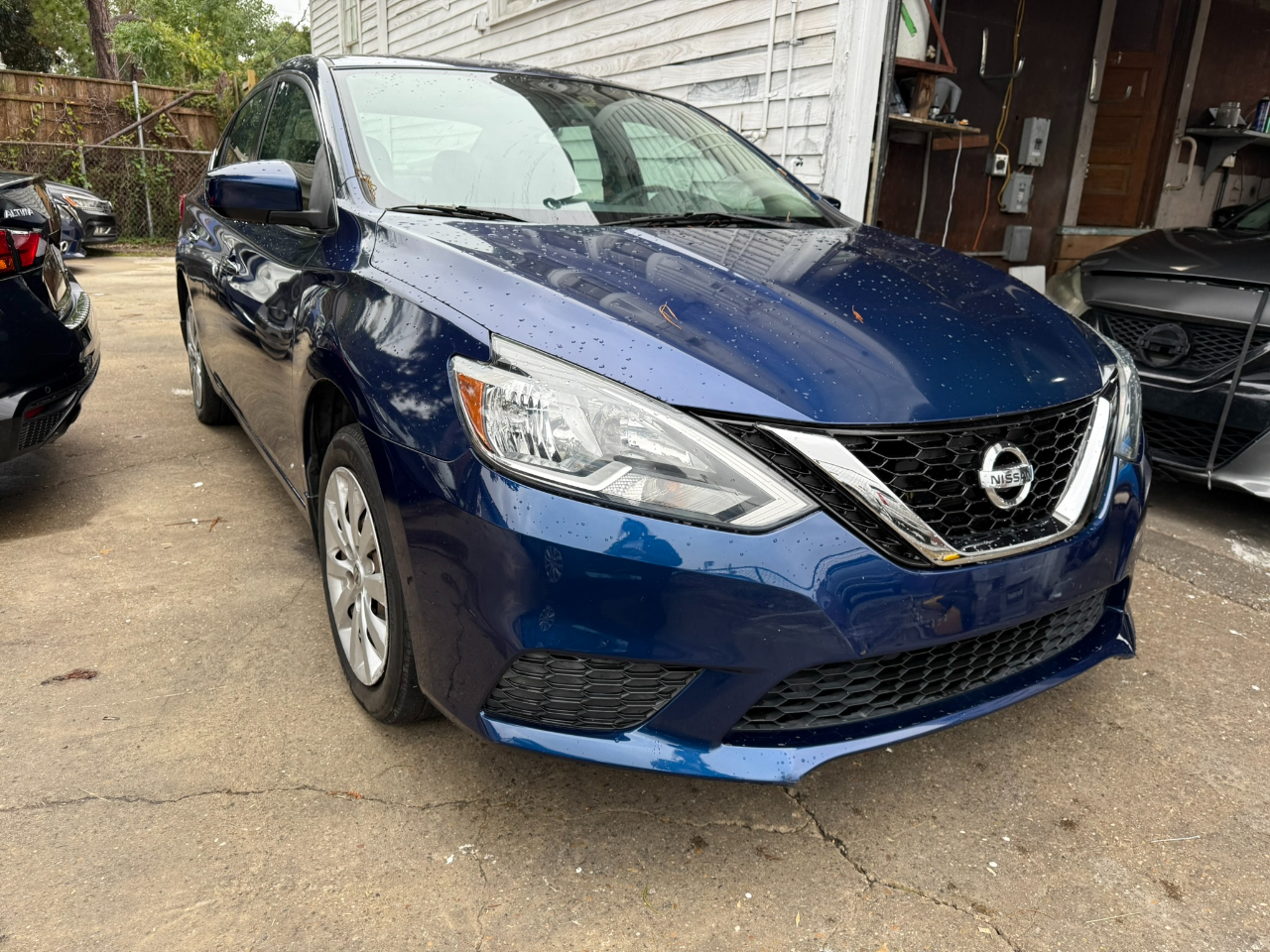 Nissan Sentra 4dr Sdn I4 CVT S 2016