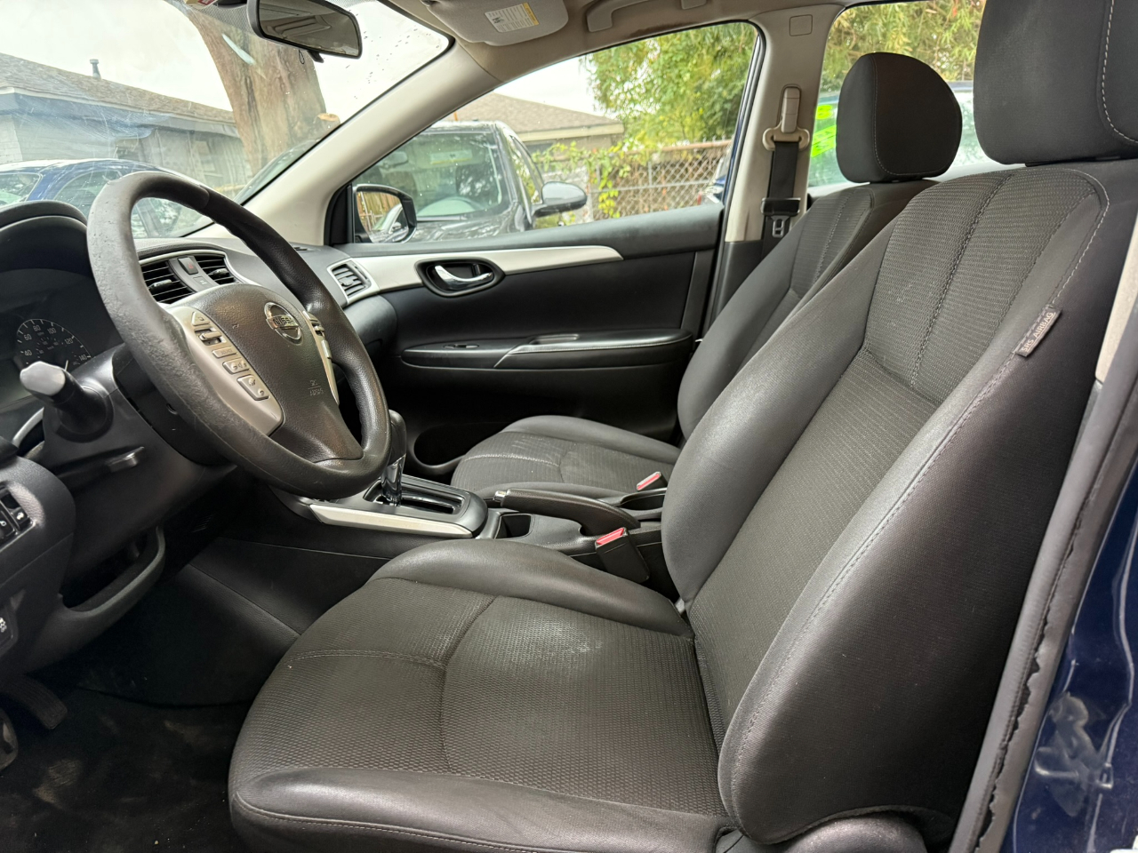 Nissan Sentra 4dr Sdn I4 CVT S 2016