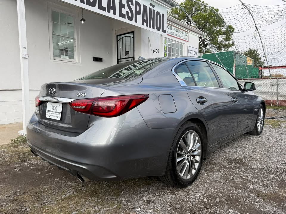 Infiniti Q50 3.0t LUXE RWD 2018