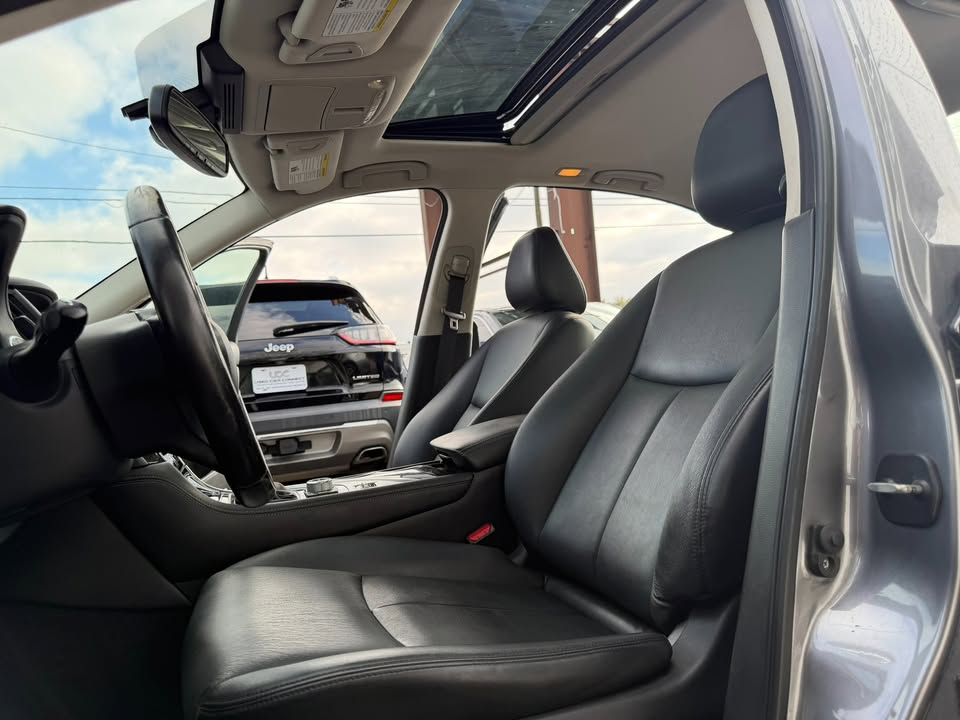 Infiniti Q50 3.0t LUXE RWD 2018