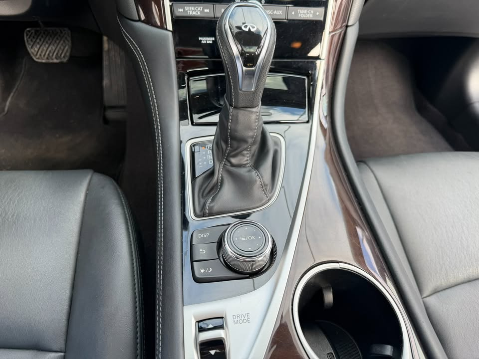 Infiniti Q50 3.0t LUXE RWD 2018