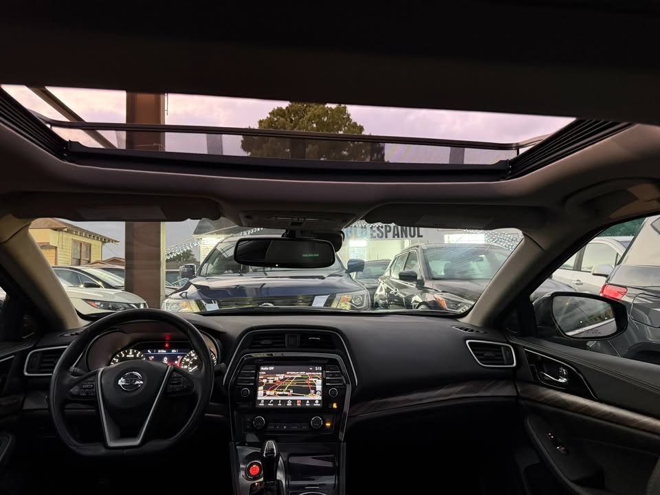 Nissan Maxima 4dr Sdn 3.5 Platinum 2016