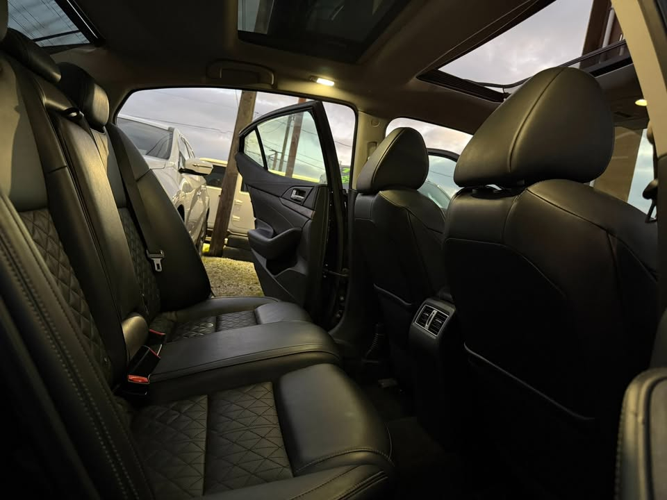 Nissan Maxima 4dr Sdn 3.5 Platinum 2016