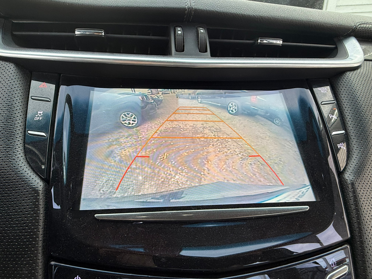 Cadillac XTS 4dr Sdn Luxury FWD 2017