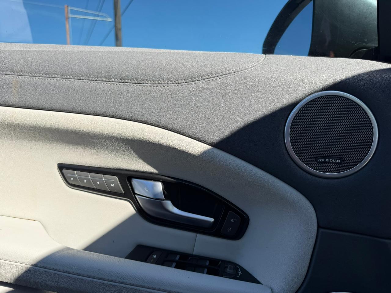 Land Rover Range Rover Evoque 5 Door SE 2017