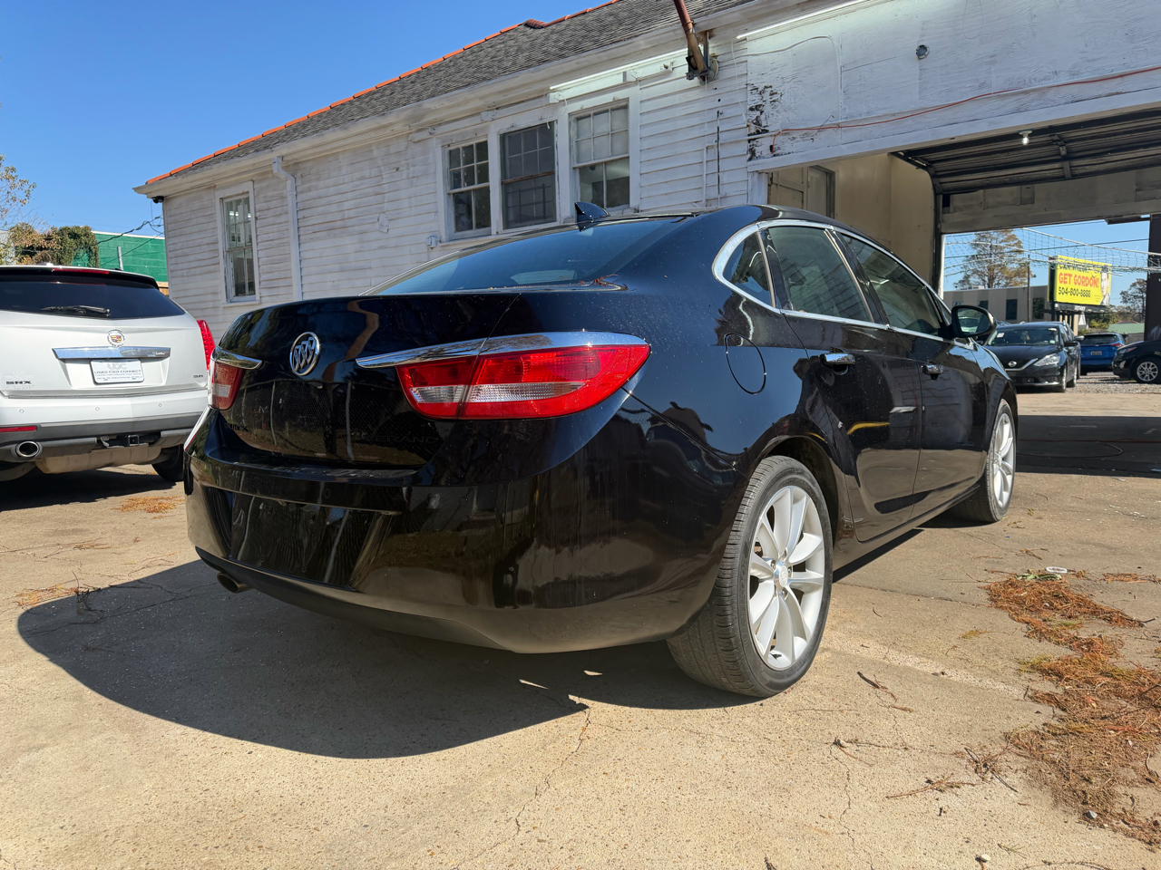 2017 Buick Verano 4dr Sdn Leather Group
