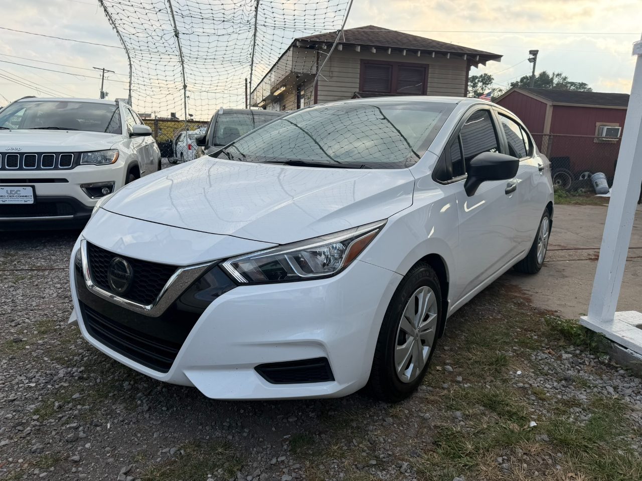 Nissan Versa S CVT 2020