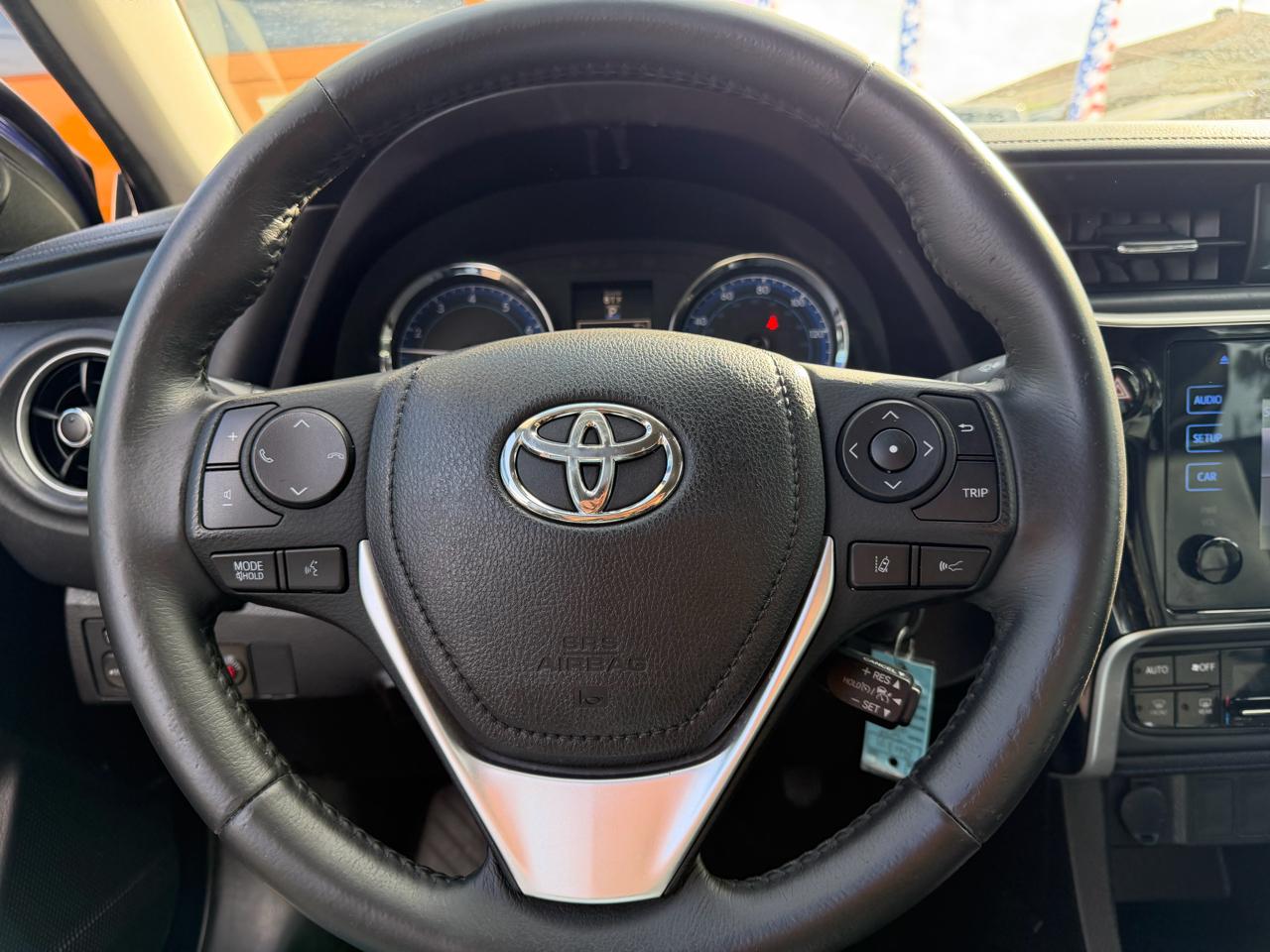 Toyota Corolla XLE CVT (Natl) 2018