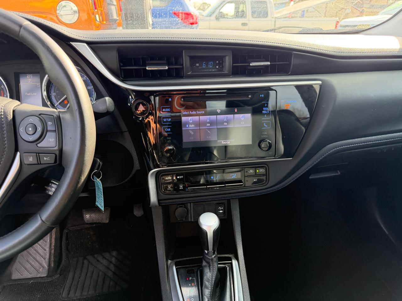 Toyota Corolla XLE CVT (Natl) 2018