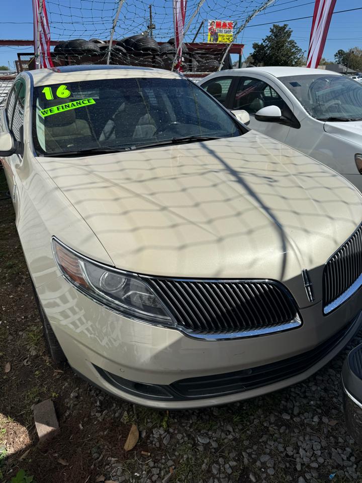 Lincoln MKS 4dr Sdn 3.7L FWD 2016