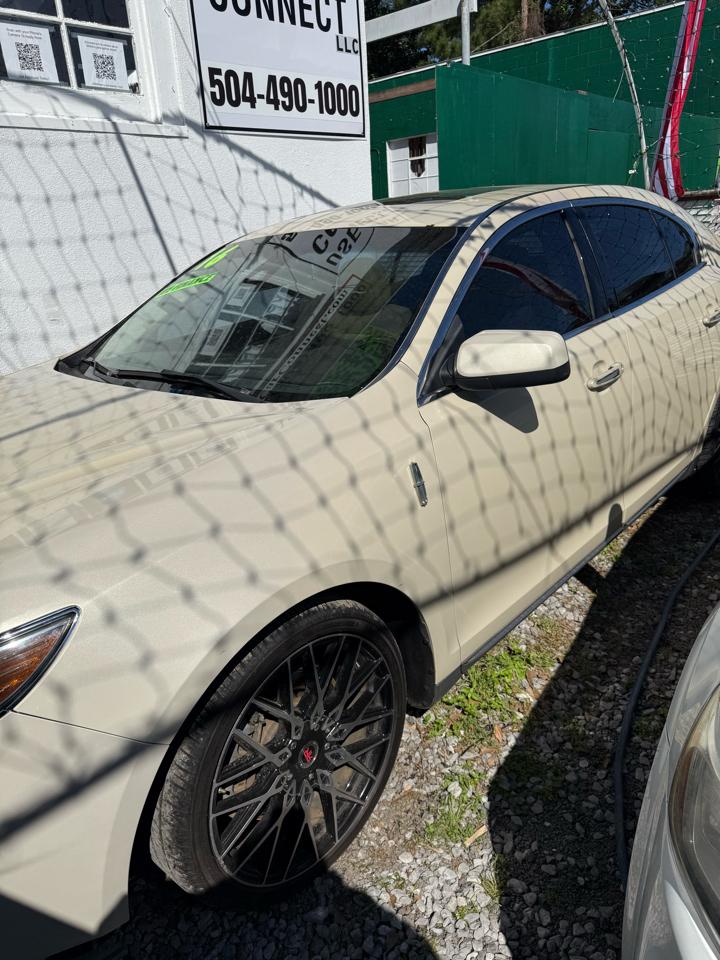 Lincoln MKS 4dr Sdn 3.7L FWD 2016