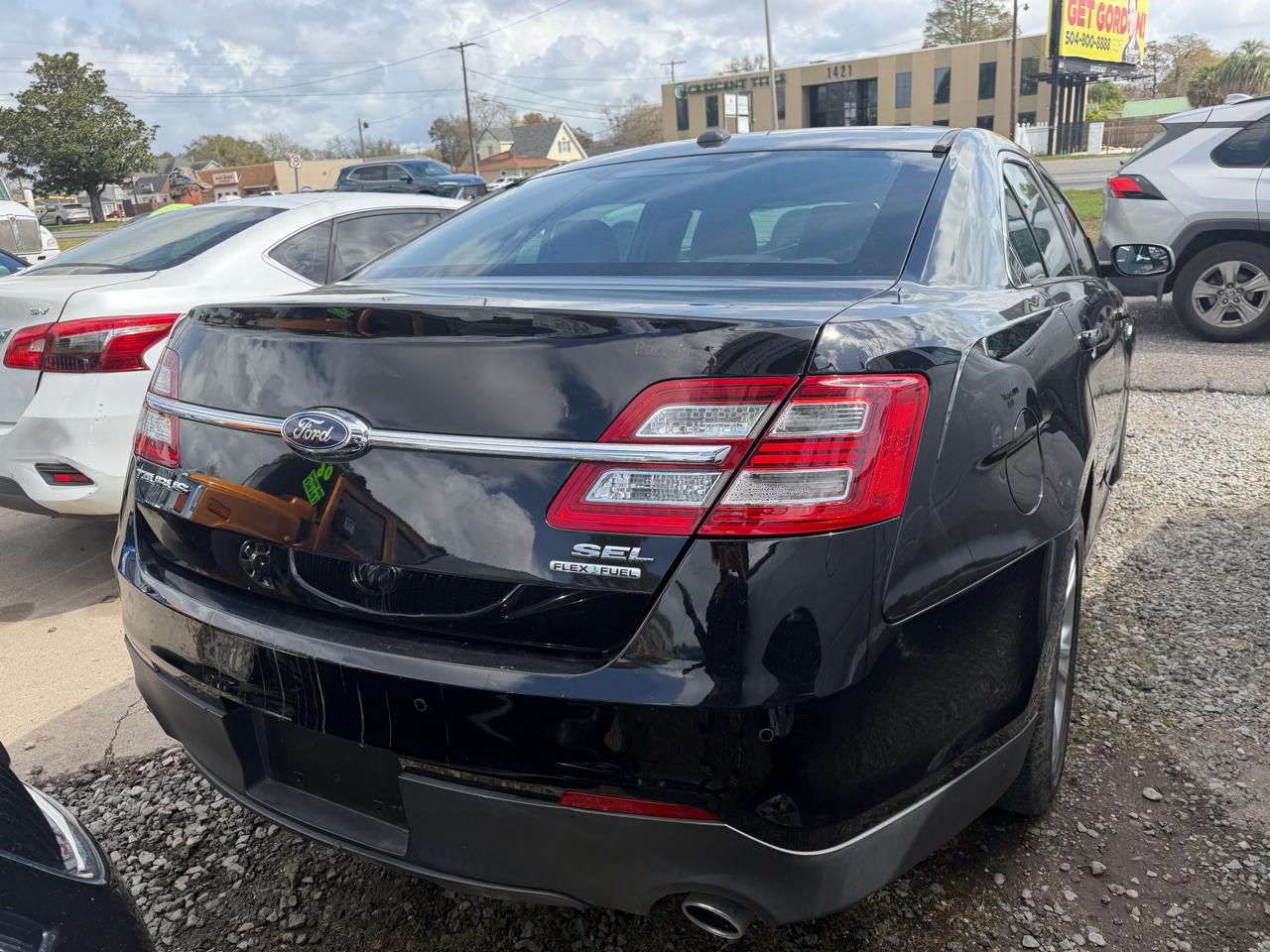 2007 Ford Taurus 4dr Sdn SE