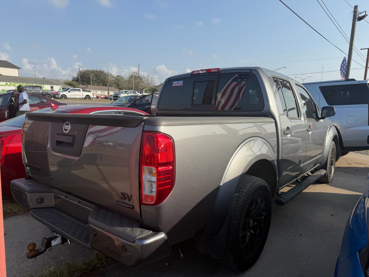 2018 Nissan Frontier Crew Cab 4x2 SV V6 Auto