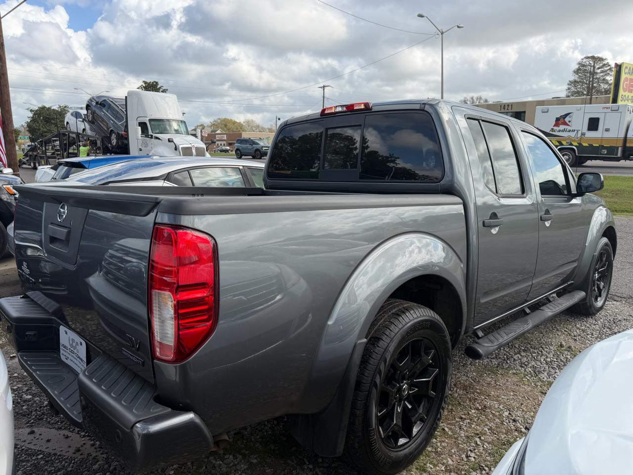 Nissan Frontier Crew Cab 4x2 SV V6 Auto 2018