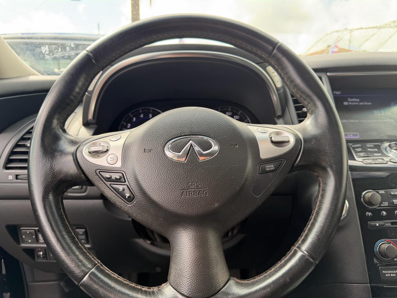 Infiniti QX70 AWD 4dr 2015