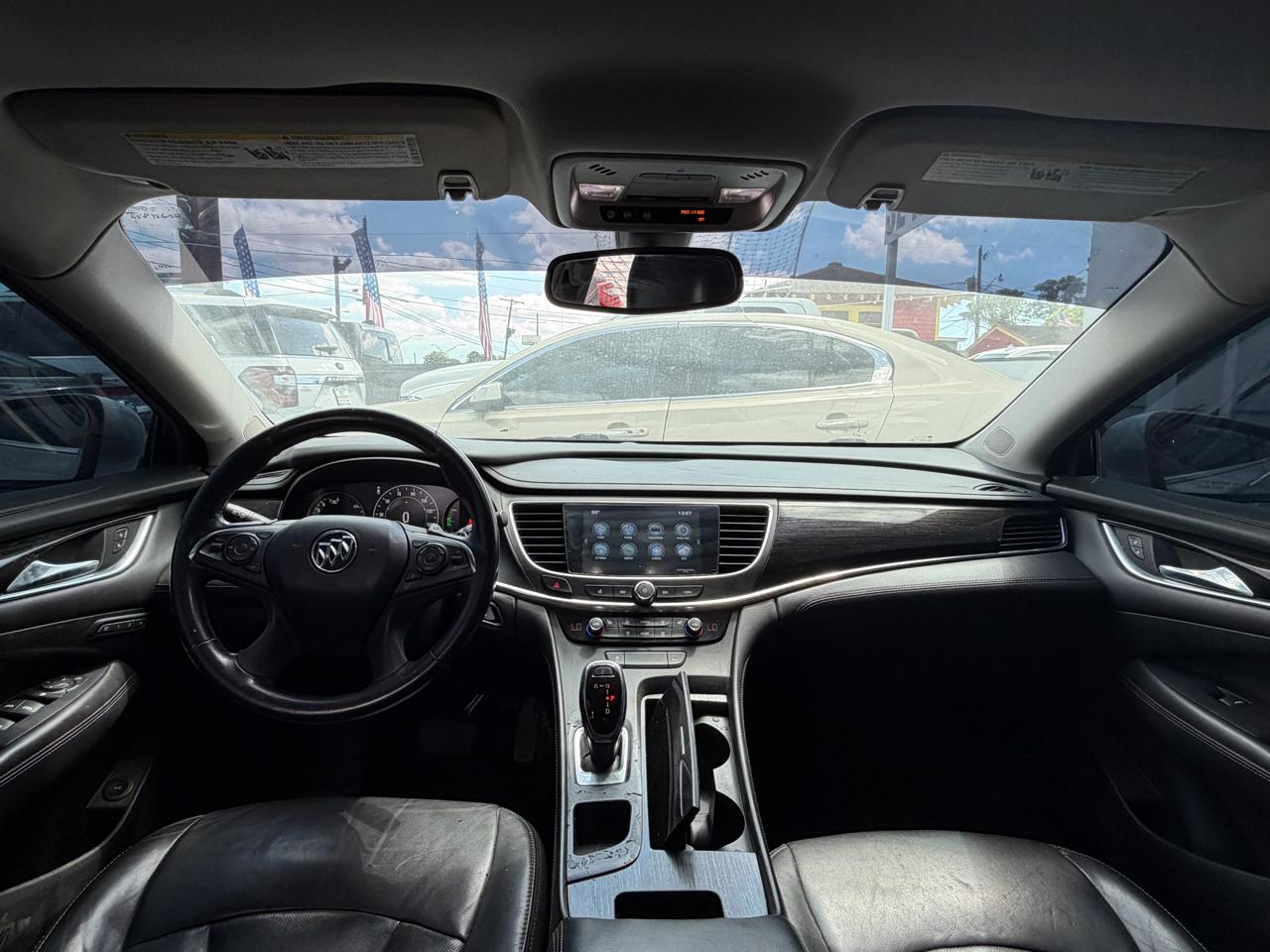 Buick LaCrosse 4dr Sdn Essence FWD 2018