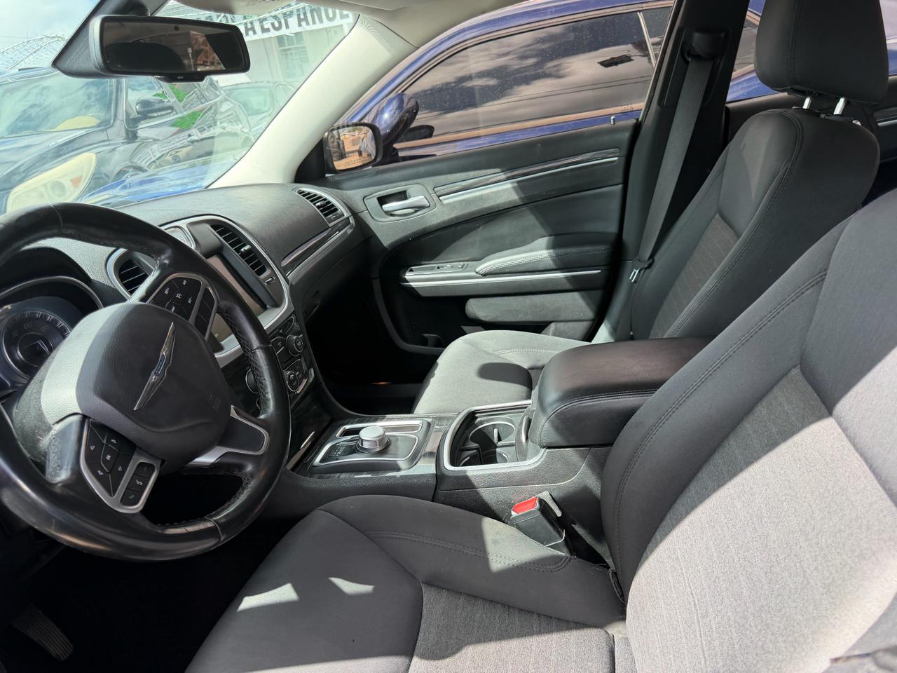 Chrysler 300 Touring RWD 2019