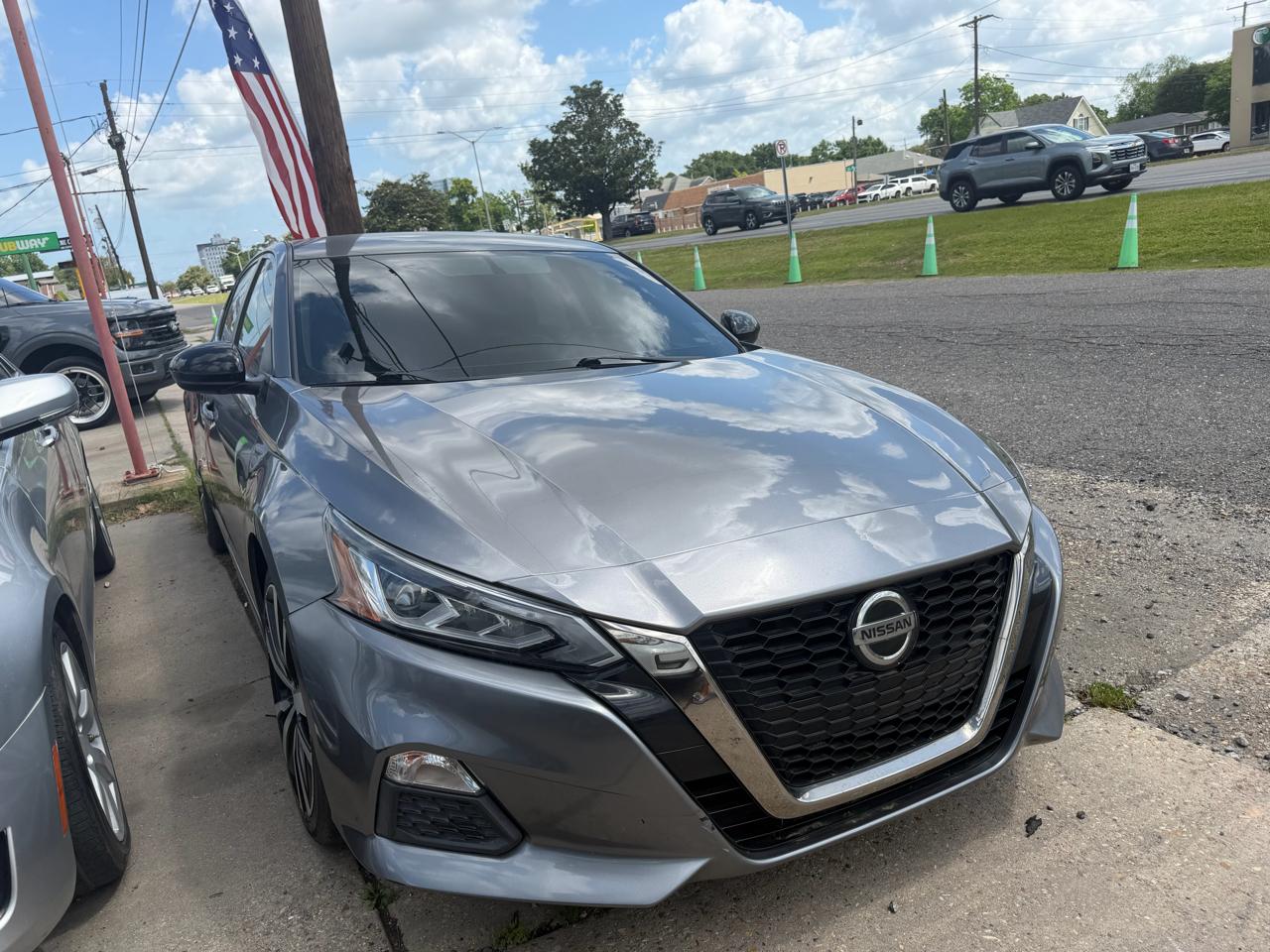 2019 Nissan Altima SR
