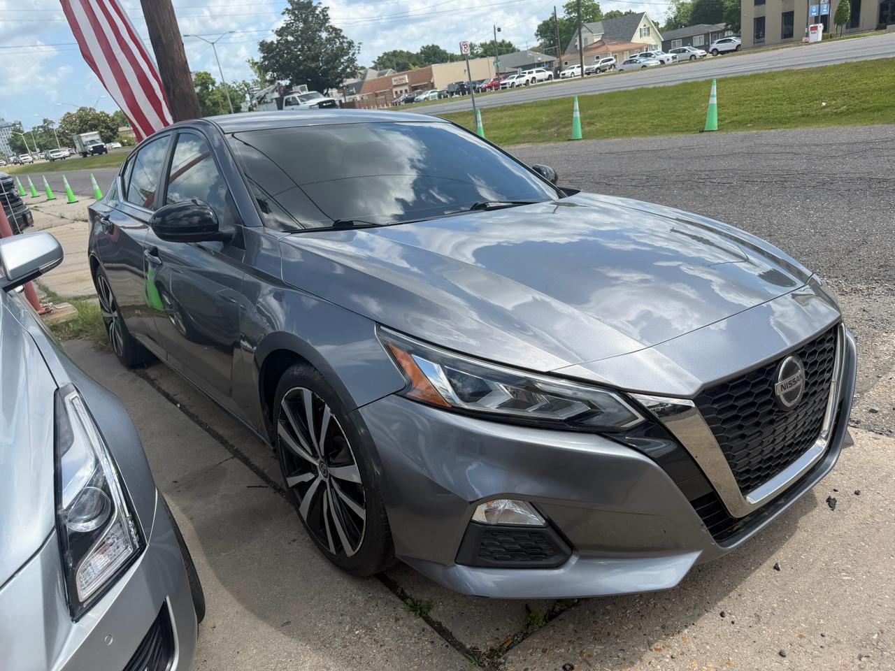 Nissan Altima 2.5 SR Sedan 2019