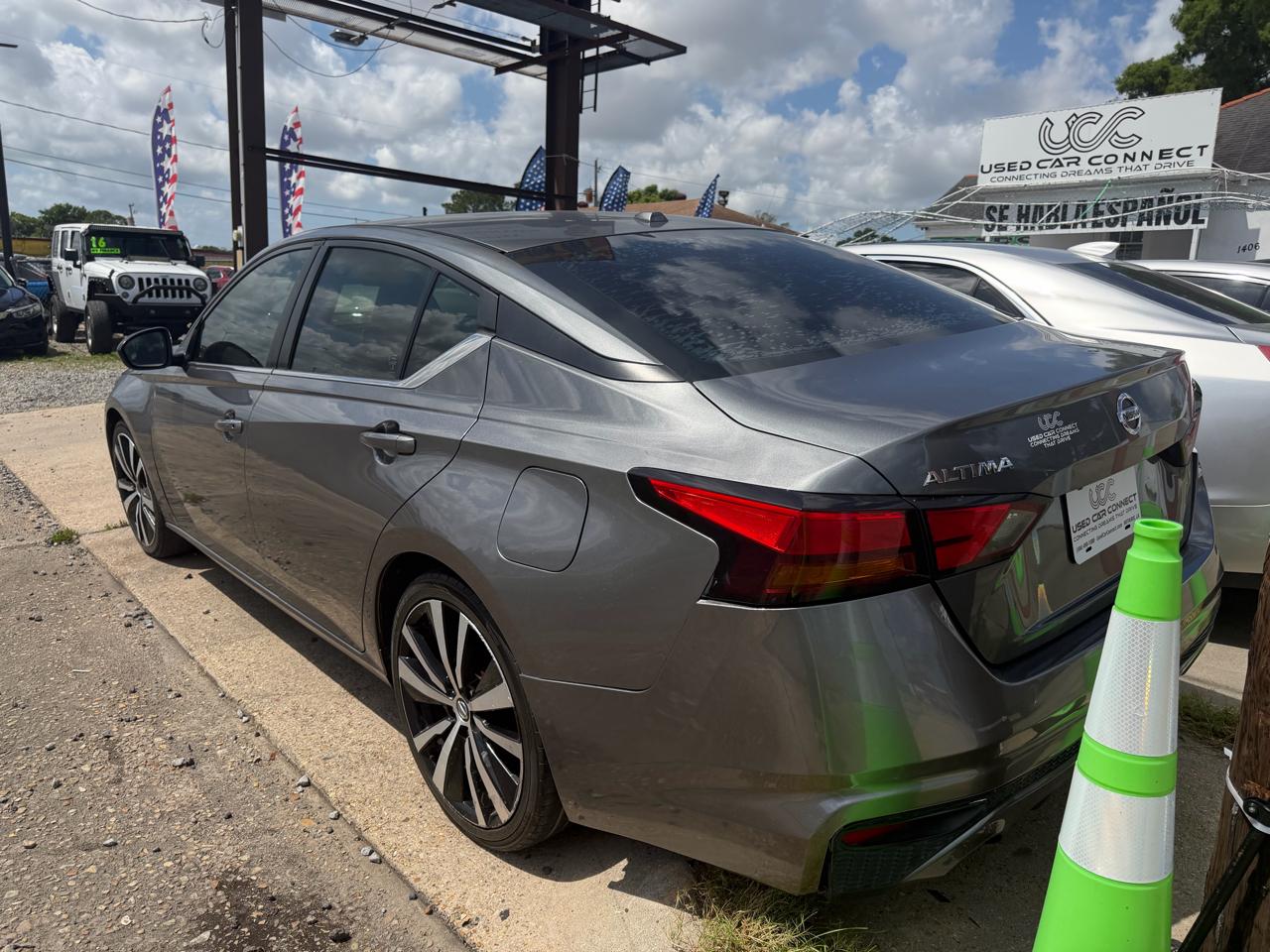Nissan Altima 2.5 SR Sedan 2019