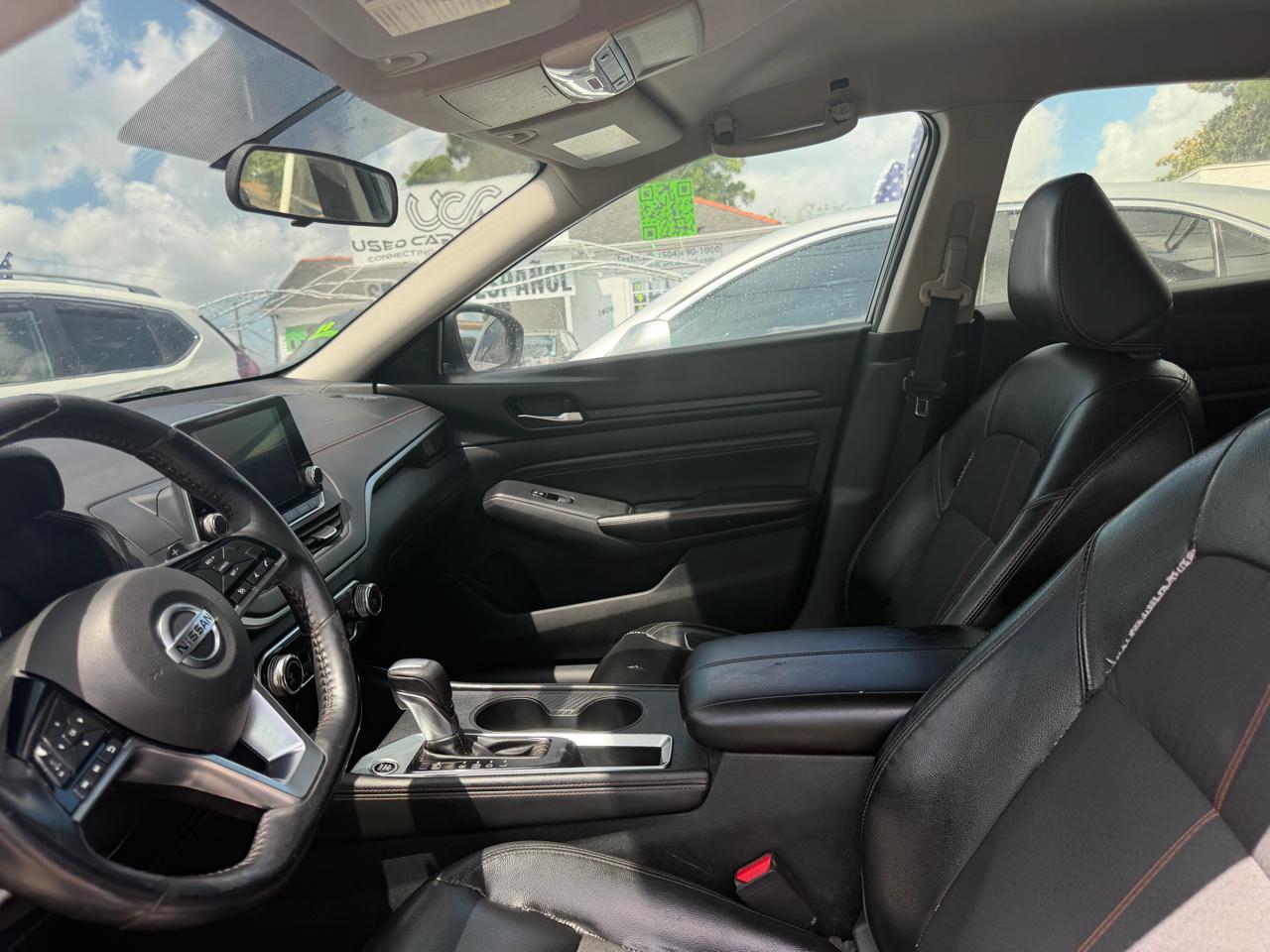 Nissan Altima 2.5 SR Sedan 2019