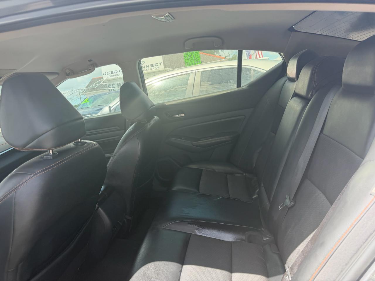 Nissan Altima 2.5 SR Sedan 2019