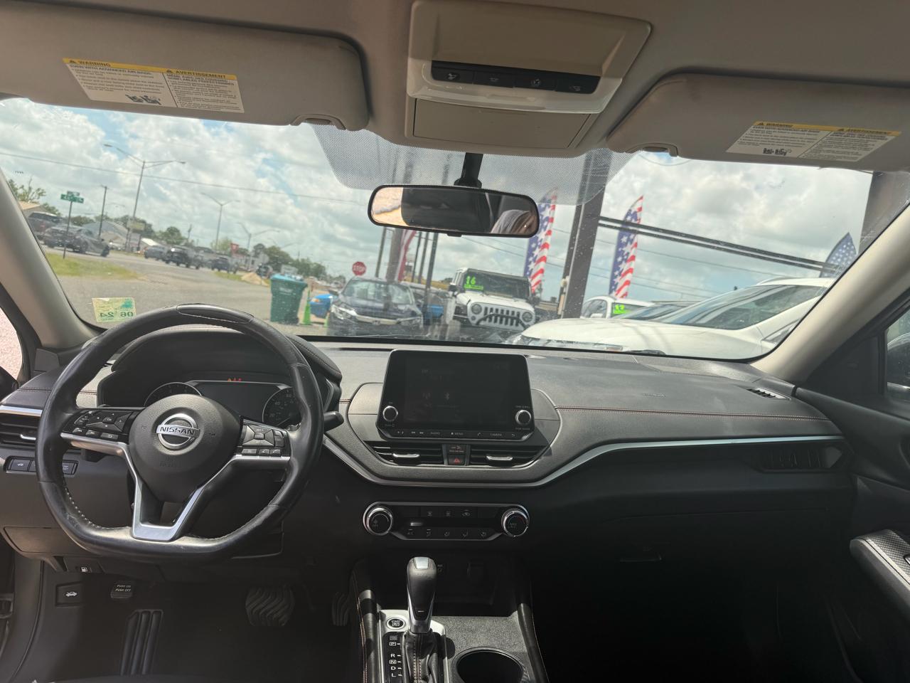 Nissan Altima 2.5 SR Sedan 2019
