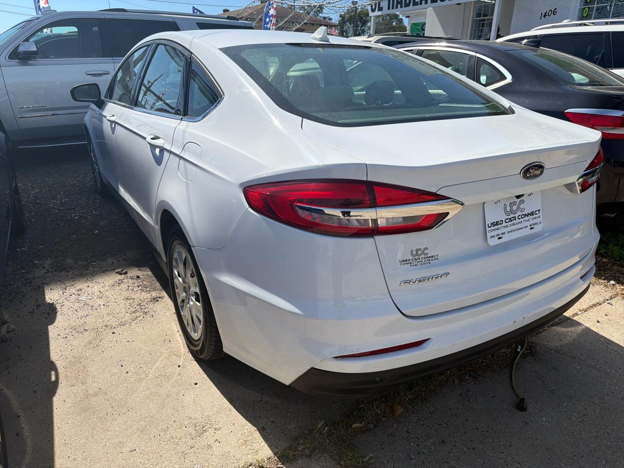 2013 Ford Fusion SE Hybrid