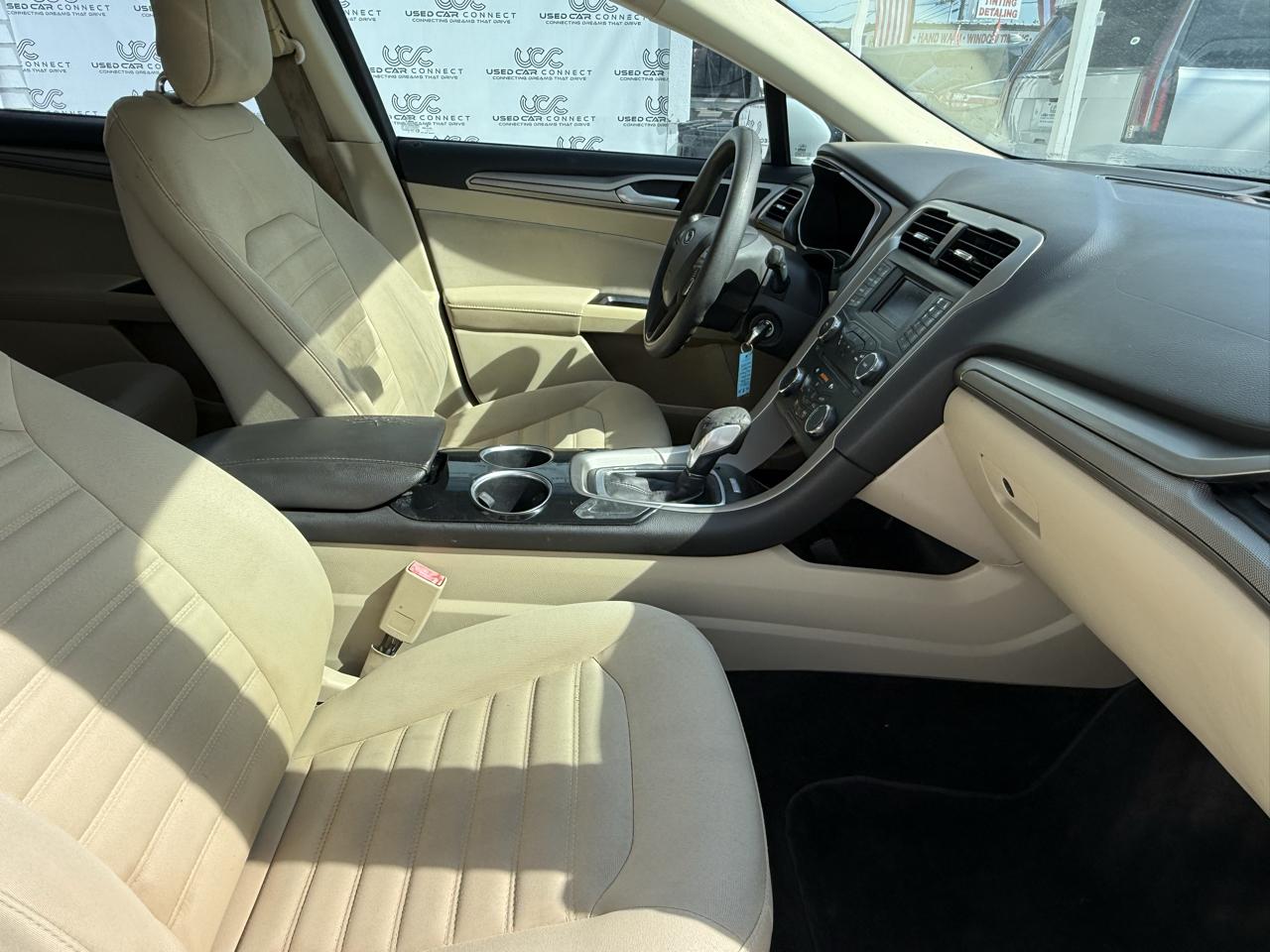 Ford Fusion 4dr Sdn SE Hybrid FWD 2013