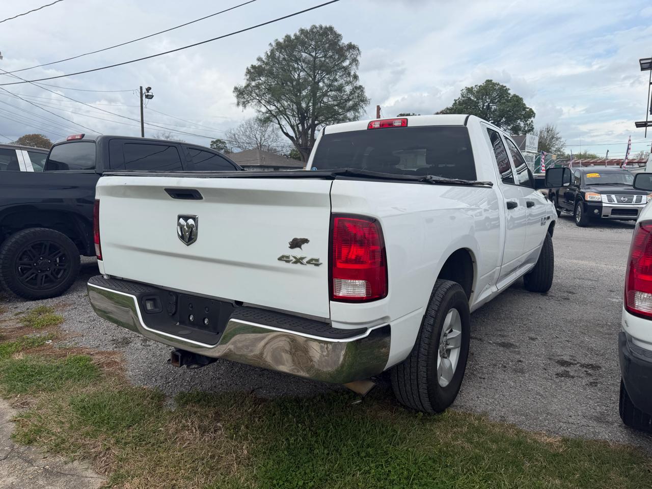 2016 RAM 1500 4WD Quad Cab 140.5" Tradesman