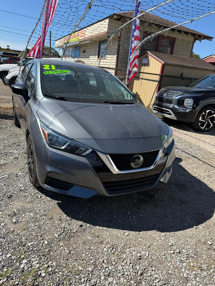 Nissan Versa S CVT 2021