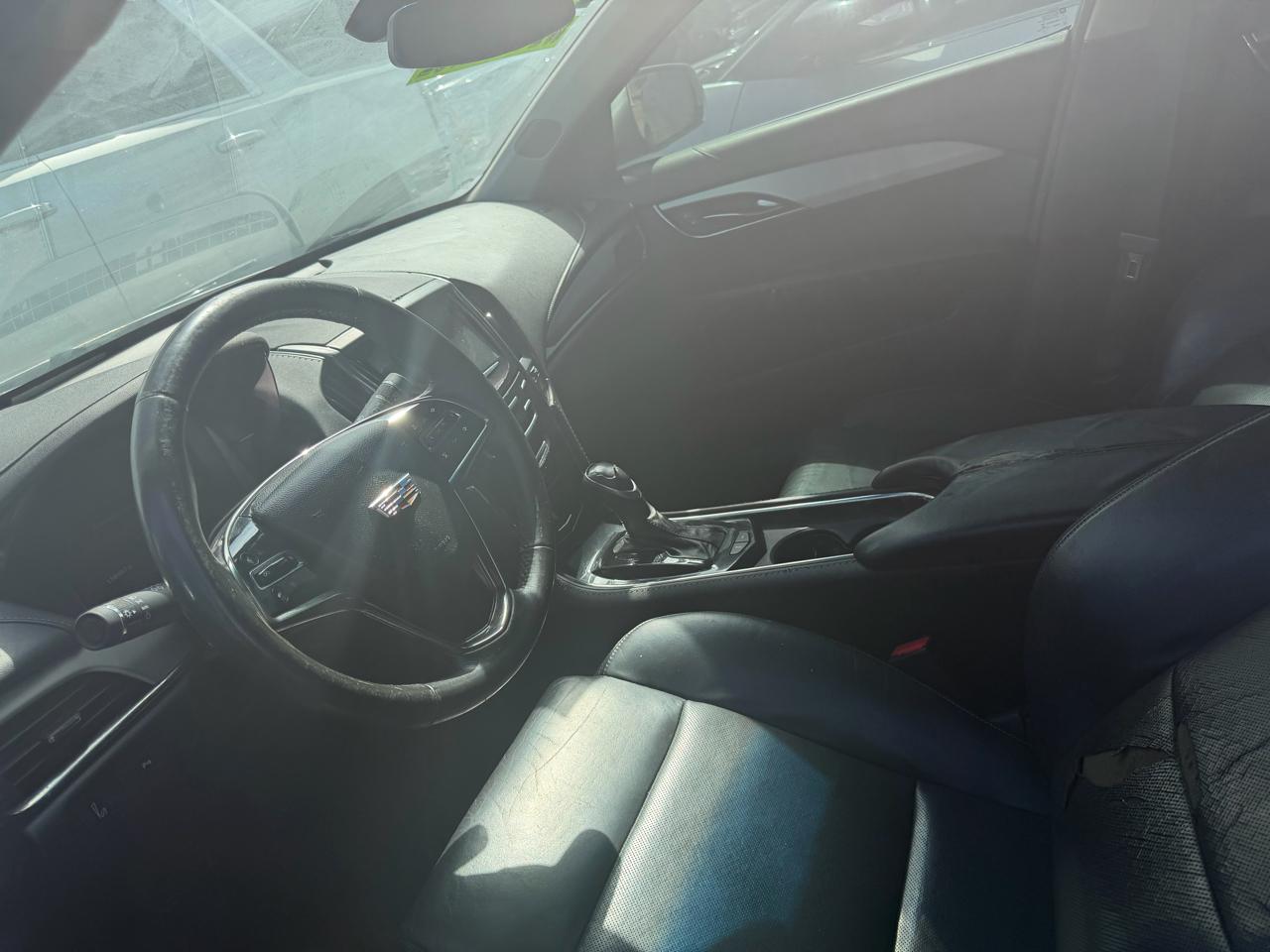 Cadillac ATS Sedan 4dr Sdn 2.0L Luxury RWD 2015