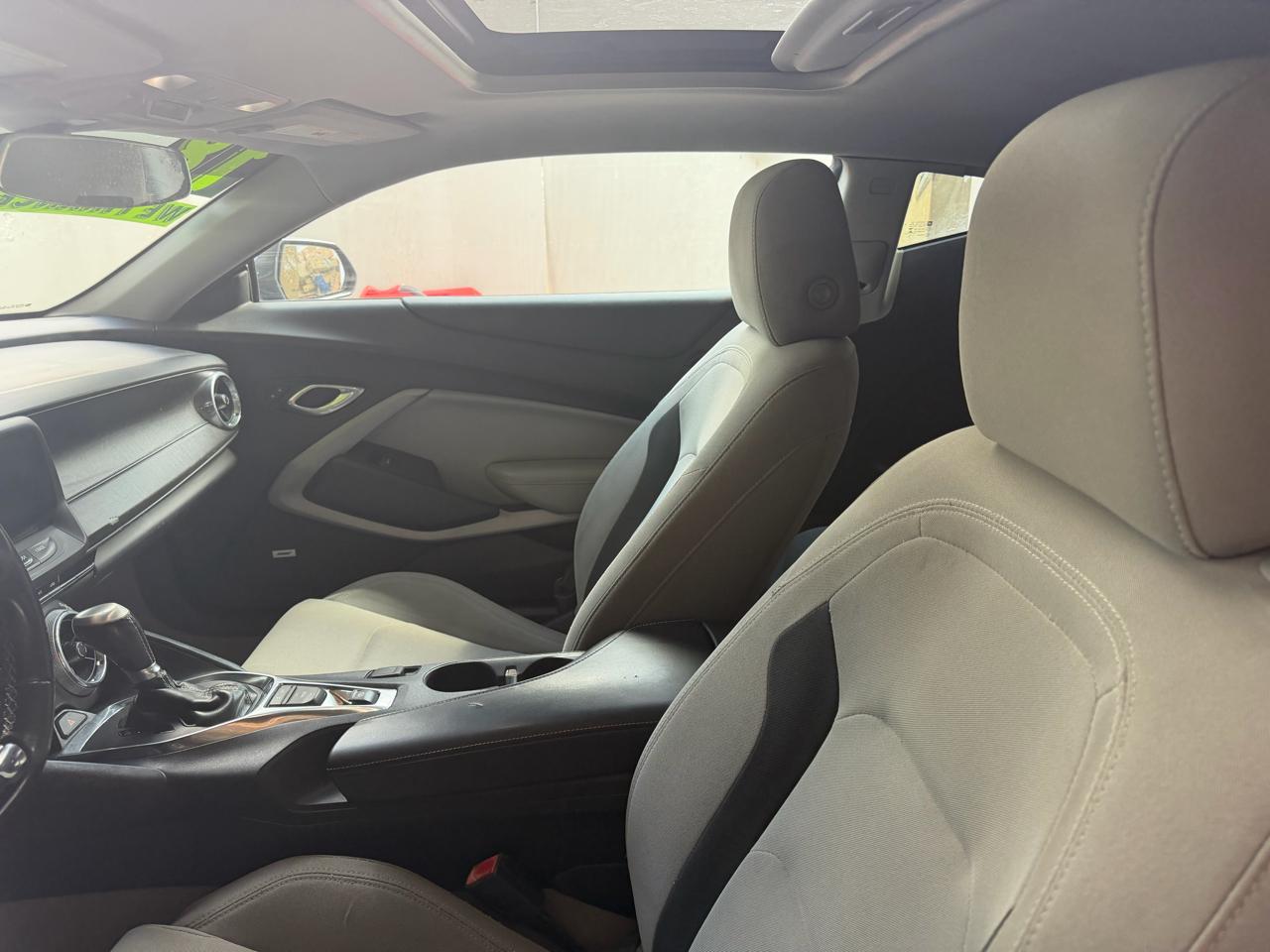 Chevrolet Camaro 2dr Cpe 1LT 2018