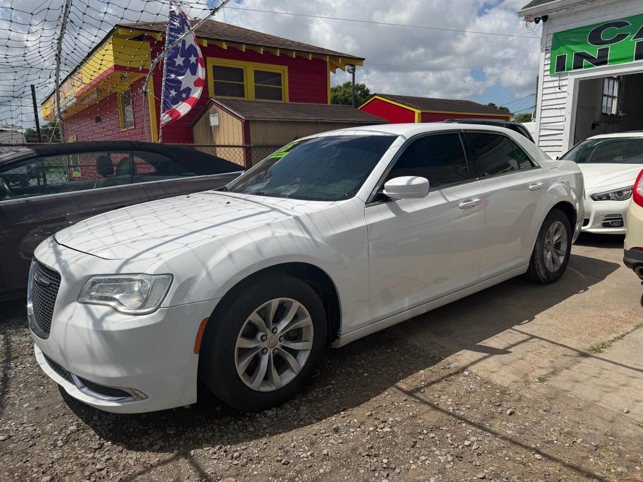 Chrysler 300 4dr Sdn Limited RWD 2015