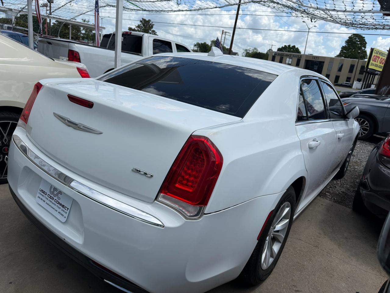 Chrysler 300 4dr Sdn Limited RWD 2015