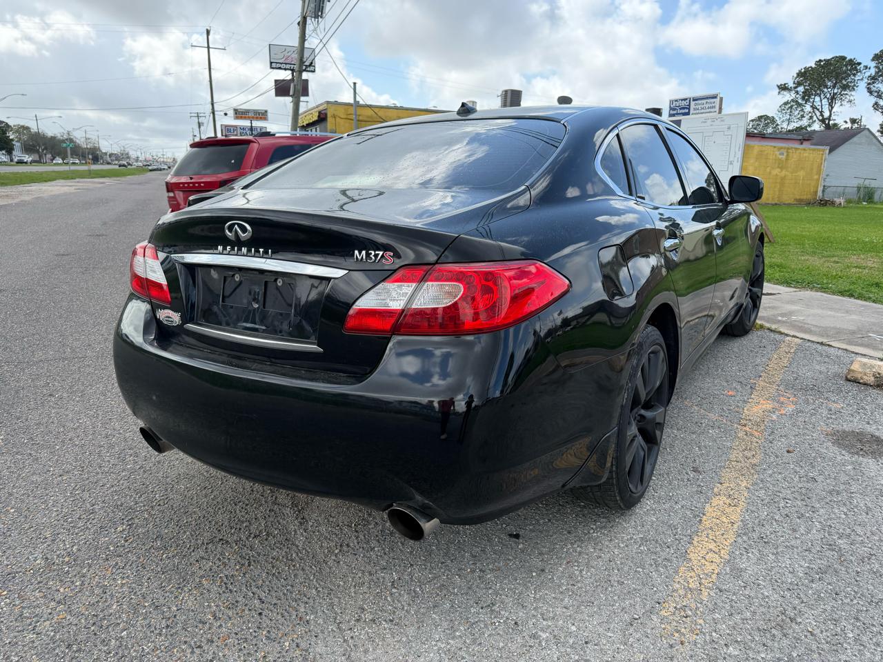 Infiniti M37 4dr Sdn AWD 2012