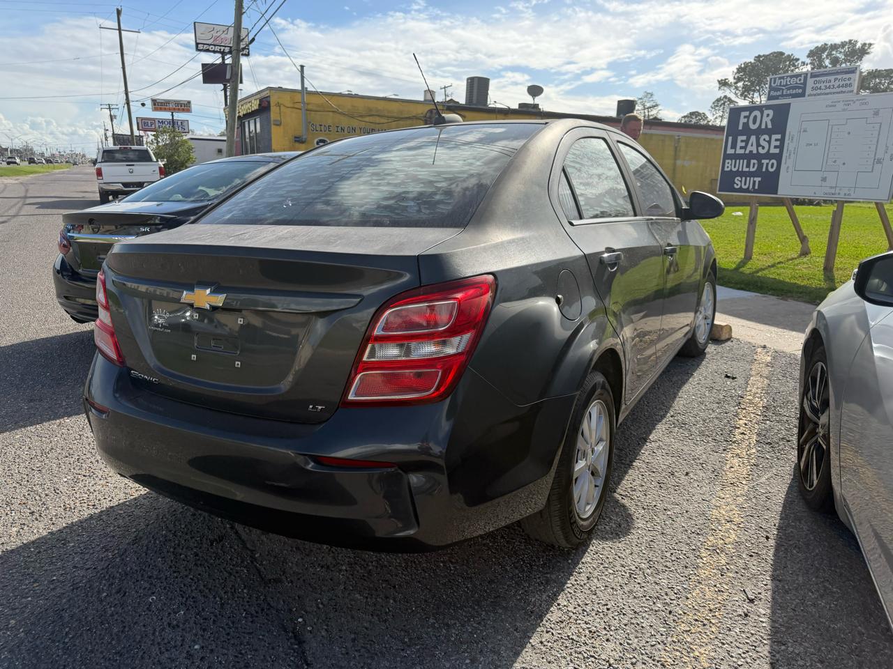 2017 Chevrolet Sonic 4dr Sdn Auto LT
